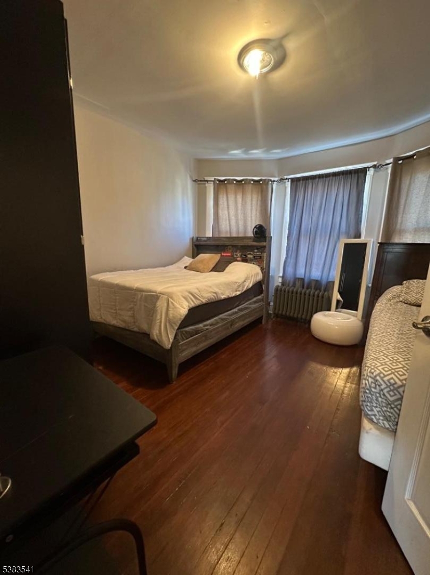 property viewer photo 14