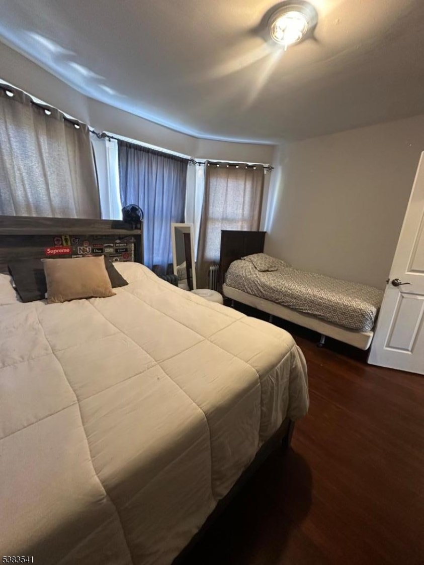property viewer photo 16