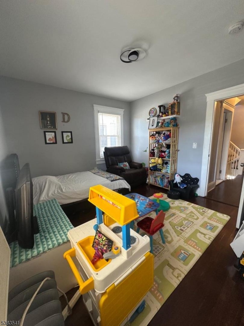 property viewer photo 23