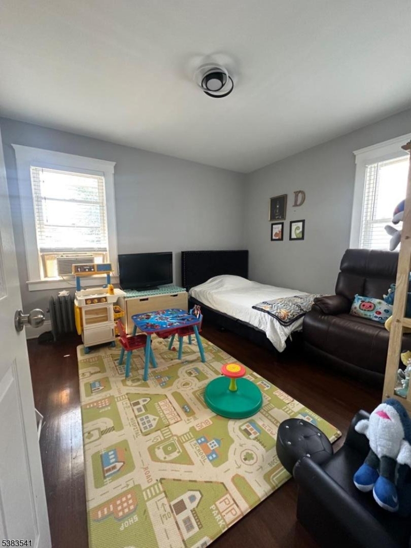 property viewer photo 24
