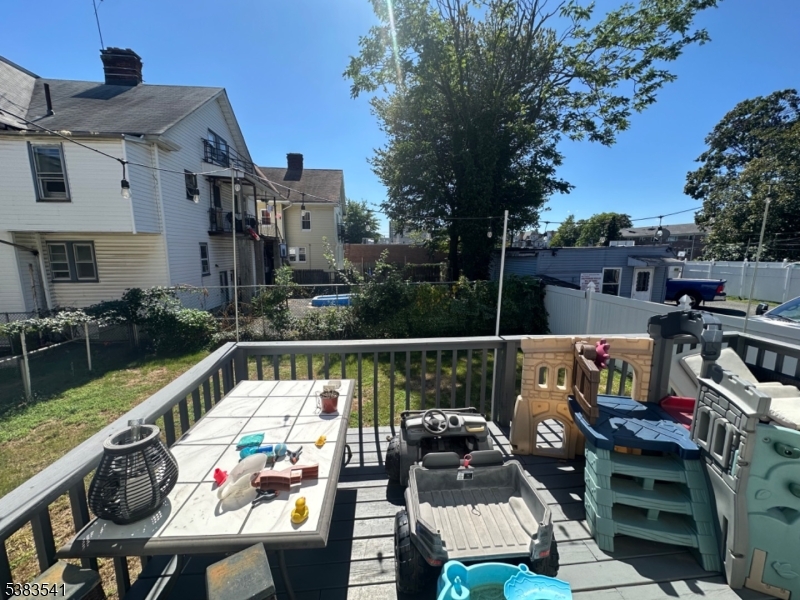 property viewer photo 25