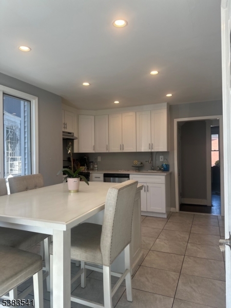 property viewer photo 8