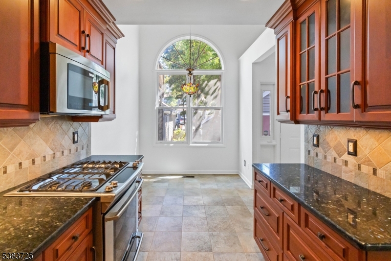 property viewer photo 11