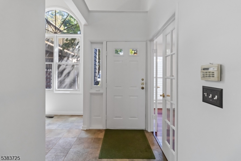 property viewer photo 2