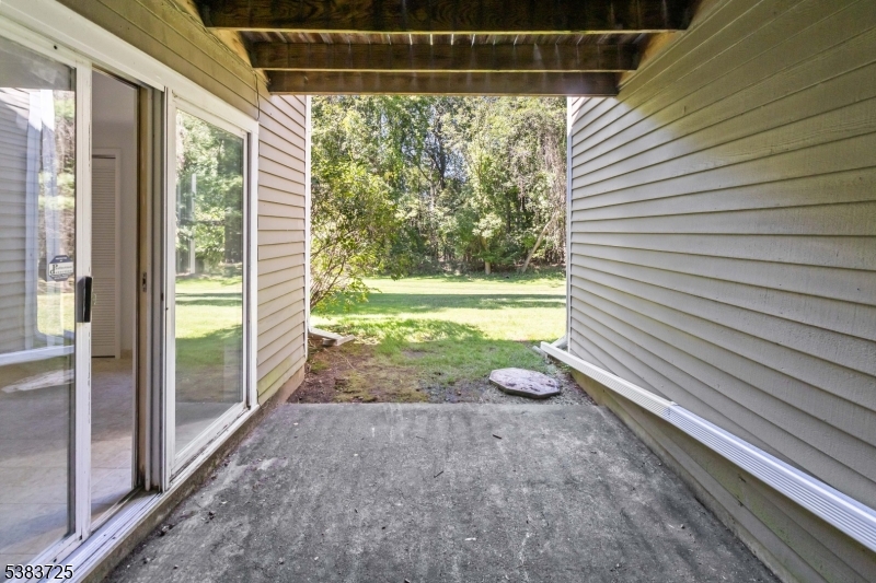 property viewer photo 29