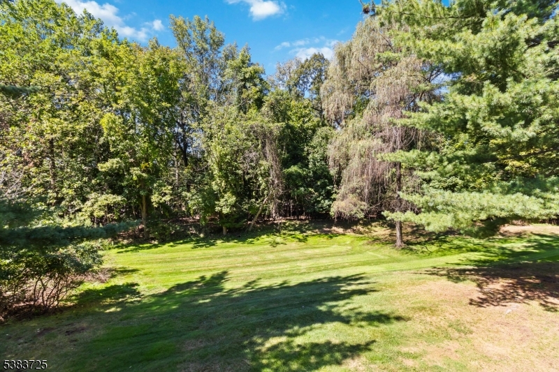 property viewer photo 30