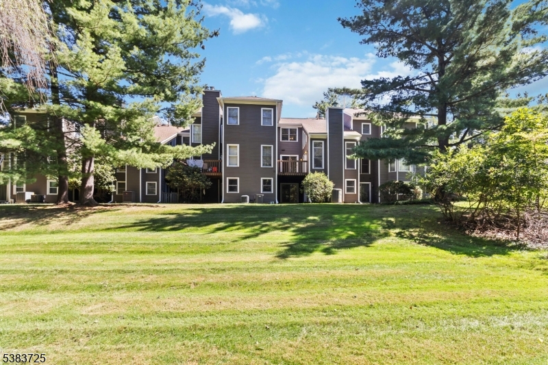 property viewer photo 32