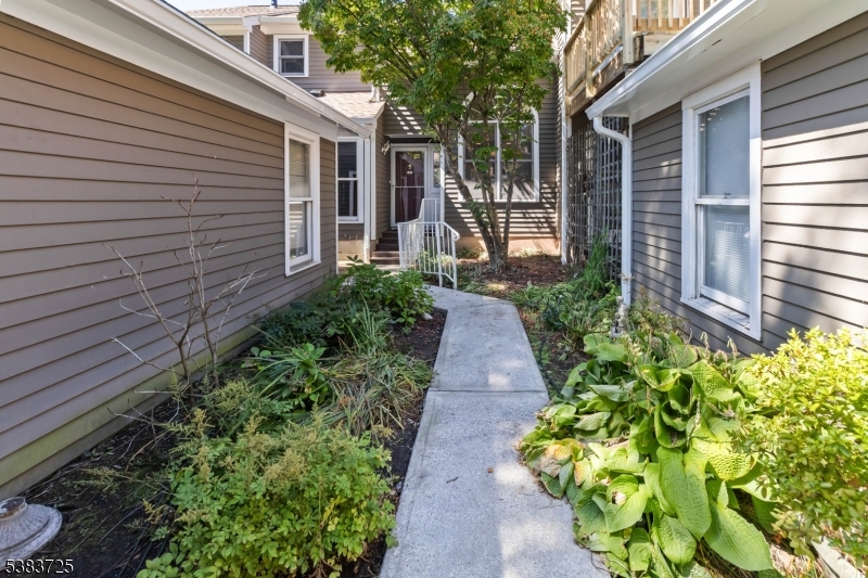 property viewer photo 33