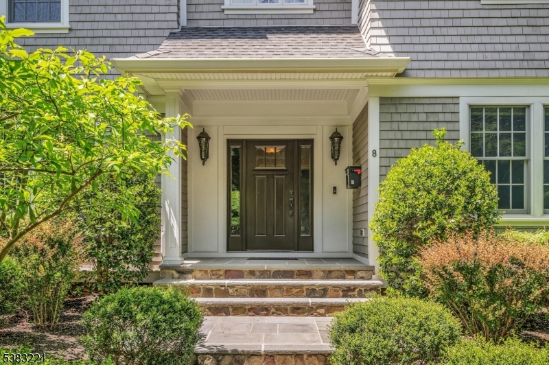 property viewer photo 2