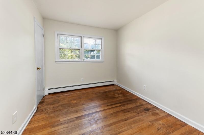 property viewer photo 17