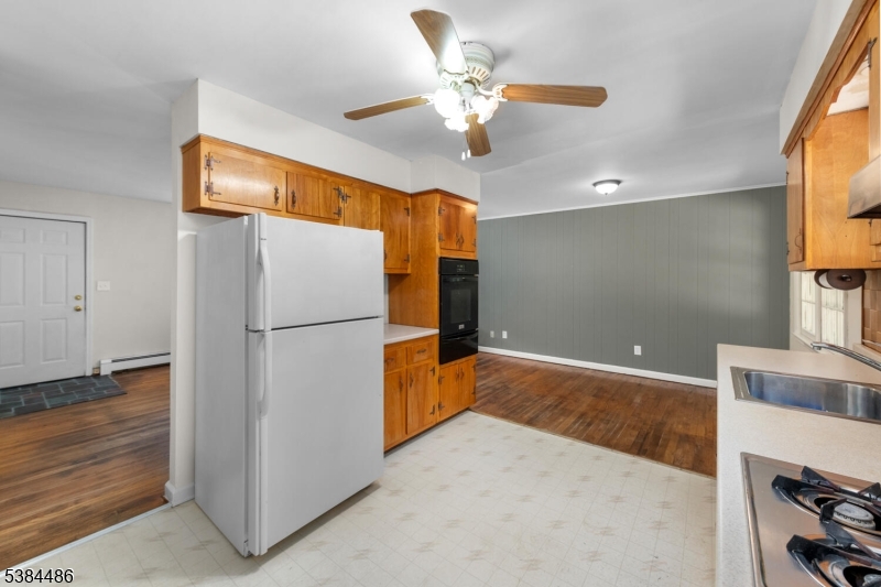 property viewer photo 9