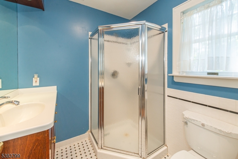 property viewer photo 12