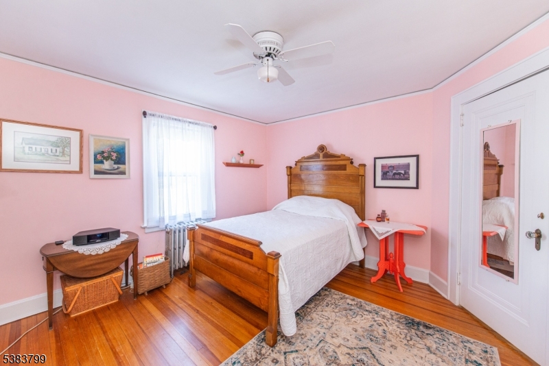property viewer photo 14