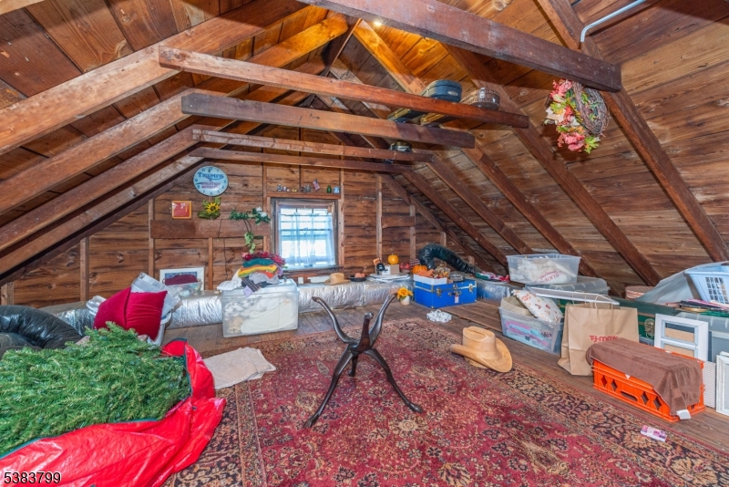 property viewer photo 19