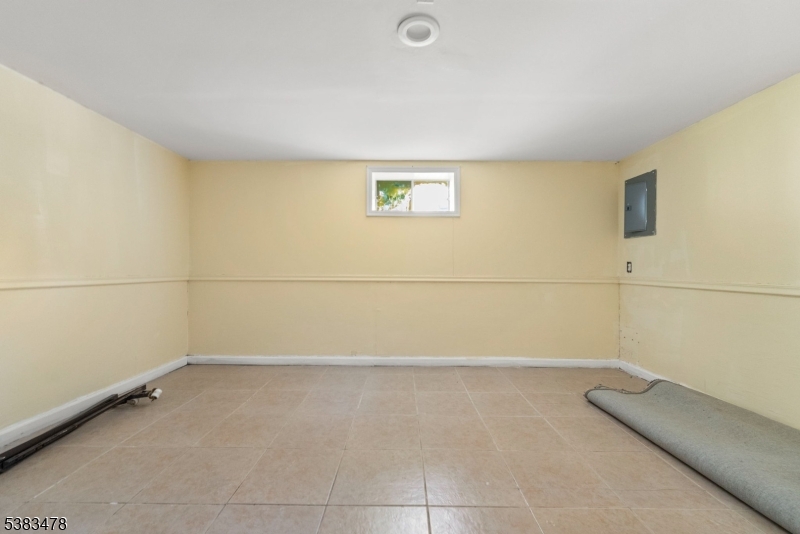 property viewer photo 11