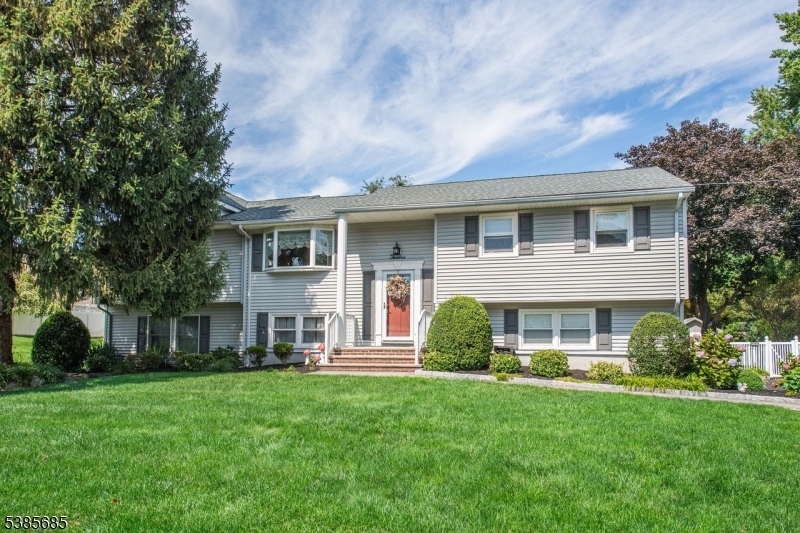 main property photo 0