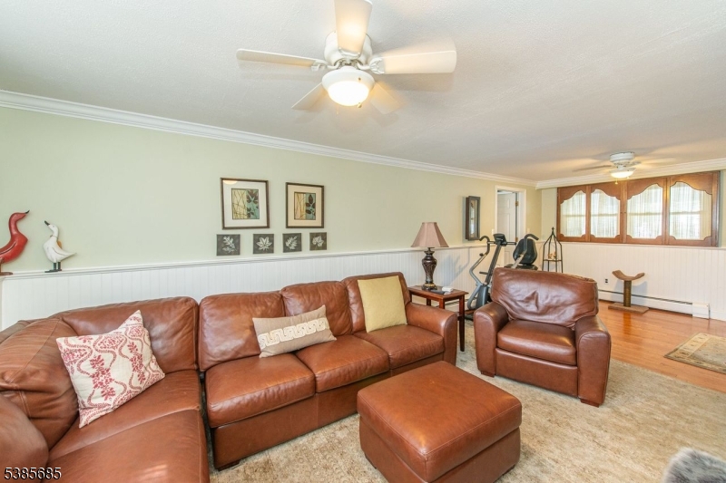property viewer photo 11