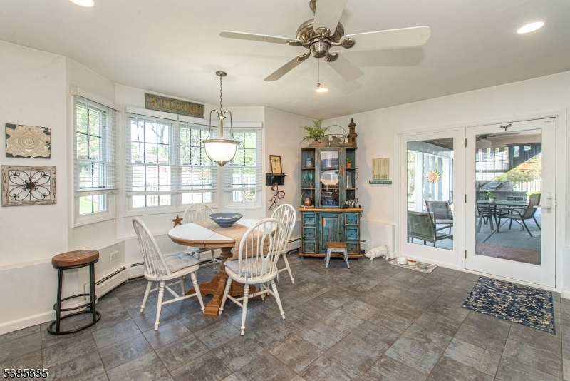 property viewer photo 19