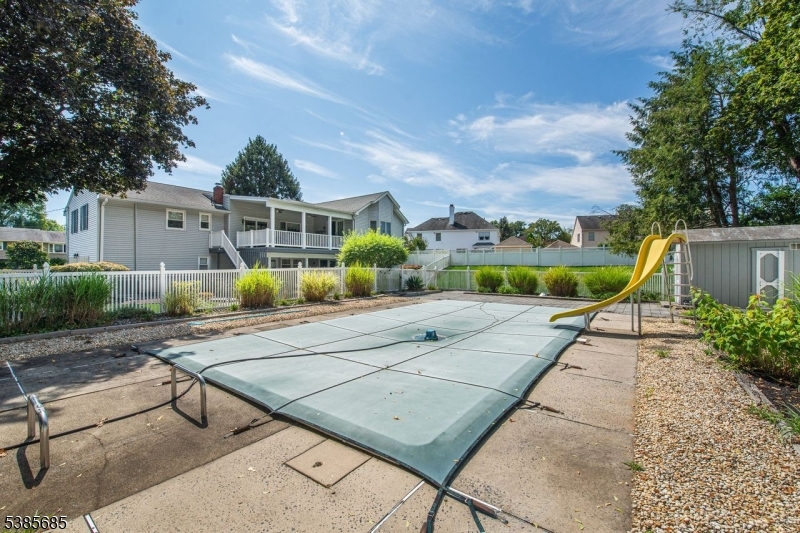 property viewer photo 34