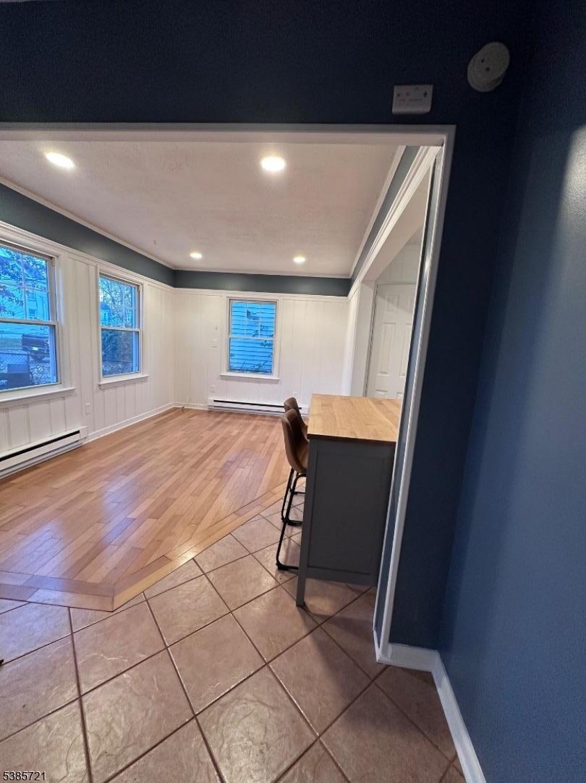 property viewer photo 2
