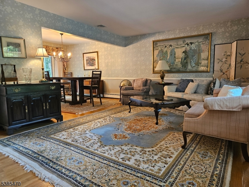 property viewer photo 17