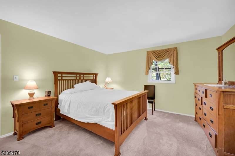 property viewer photo 20
