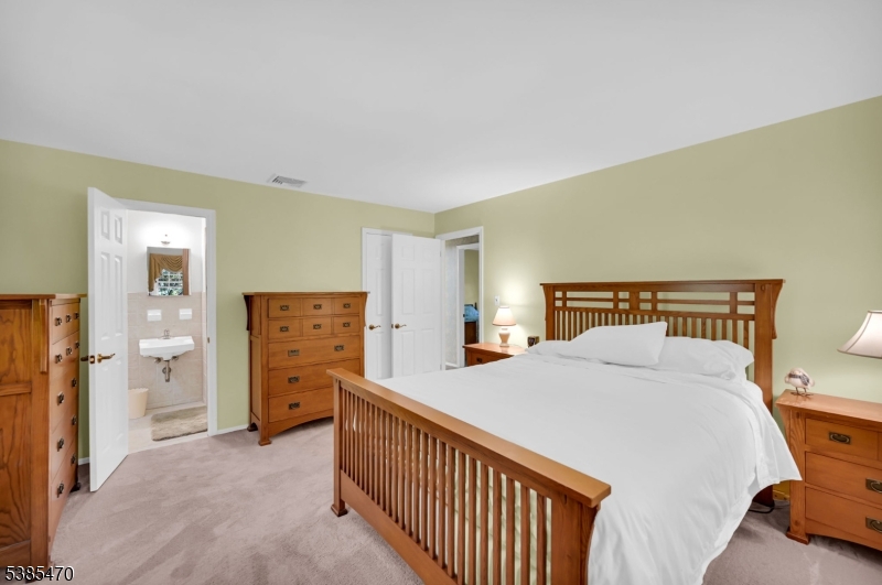 property viewer photo 21