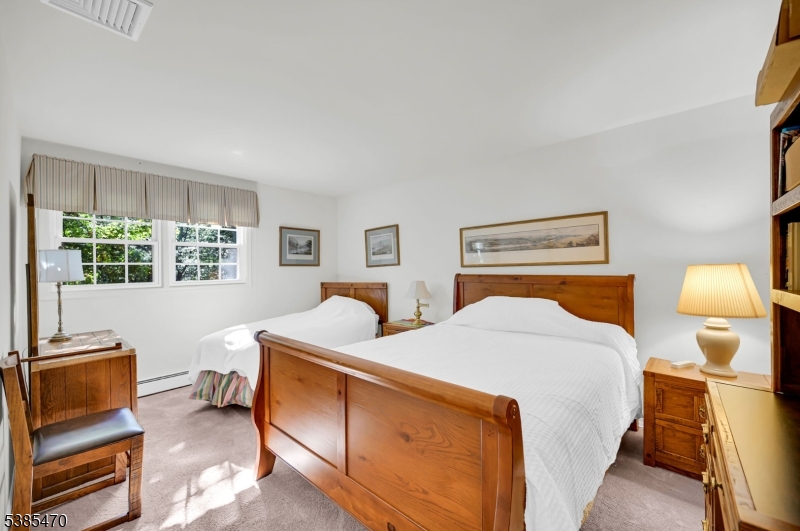 property viewer photo 23