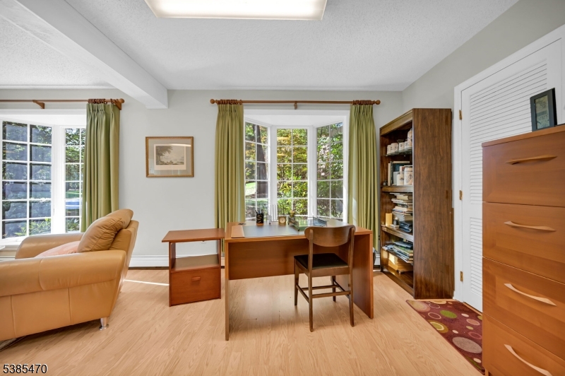 property viewer photo 27