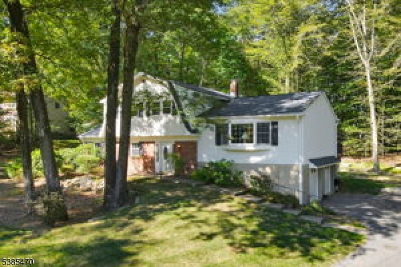 property viewer photo 9