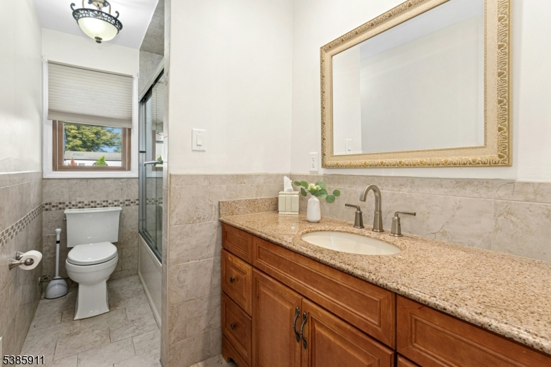property viewer photo 21