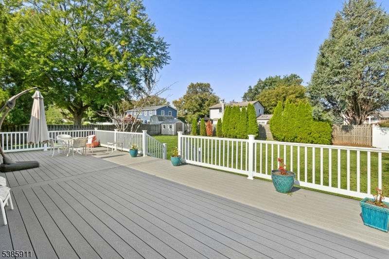 property viewer photo 28