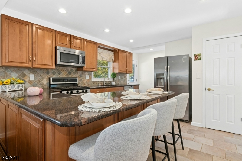 property viewer photo 3