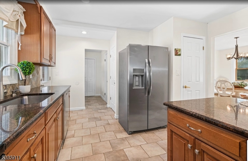 property viewer photo 4