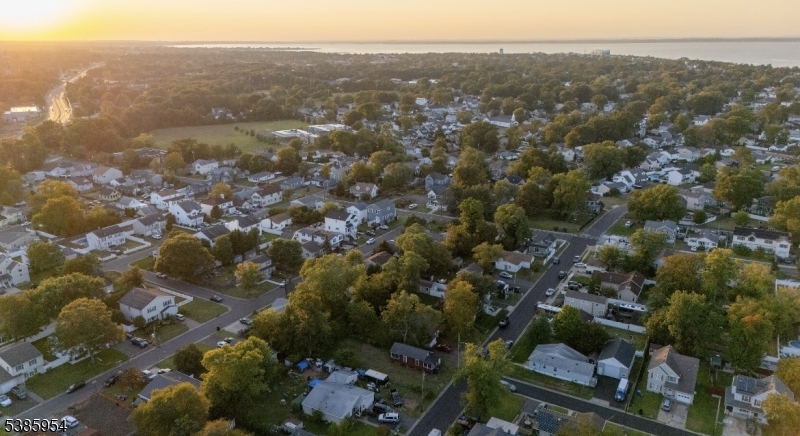 property viewer photo 6