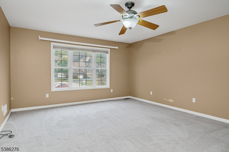 property viewer photo 15