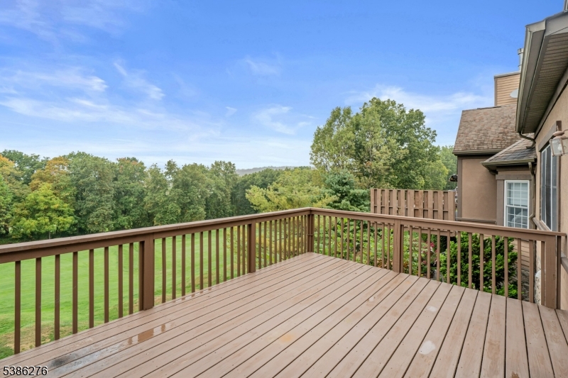 property viewer photo 19