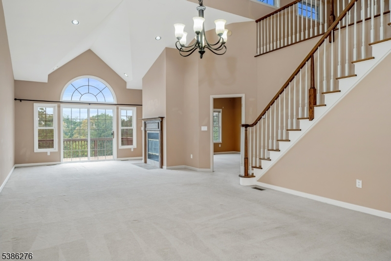 property viewer photo 5