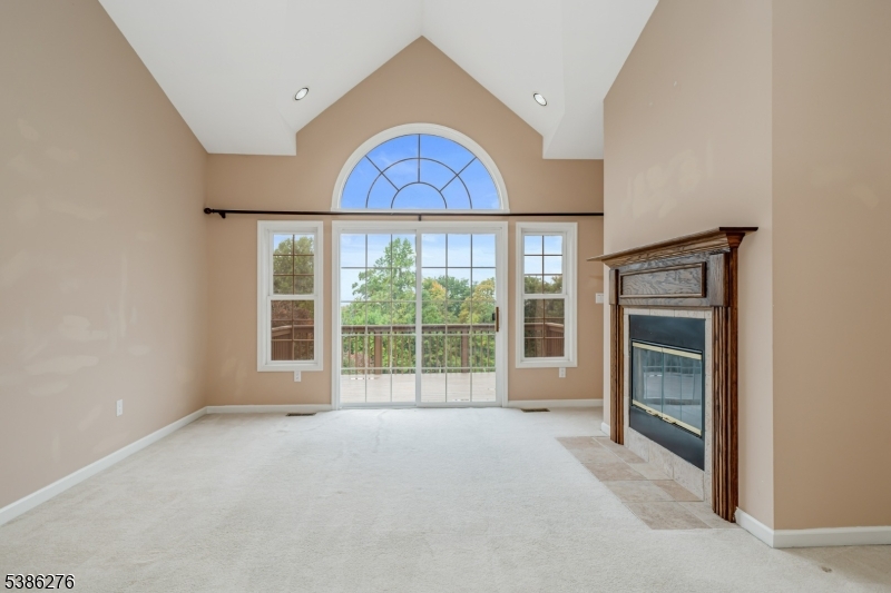 property viewer photo 6