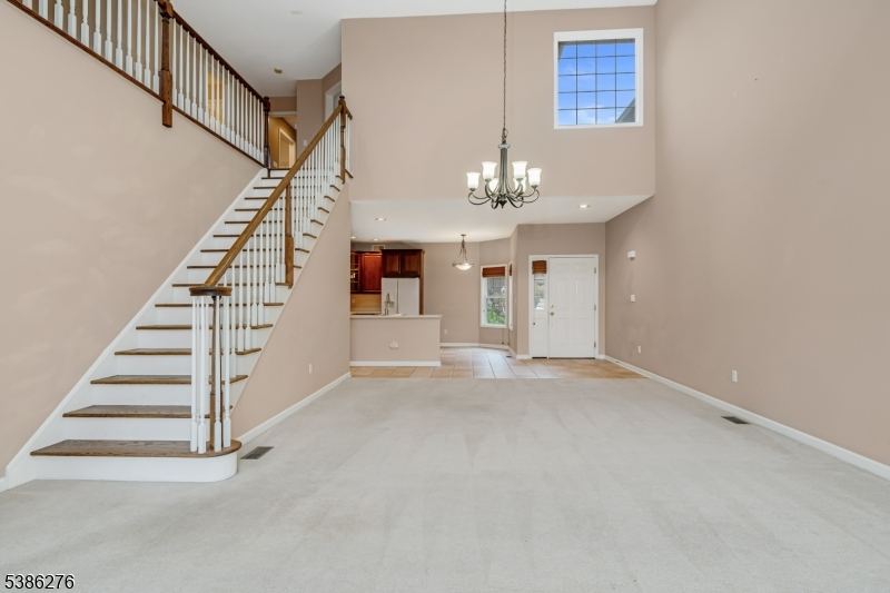 property viewer photo 7
