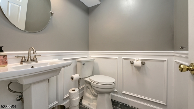property viewer photo 10