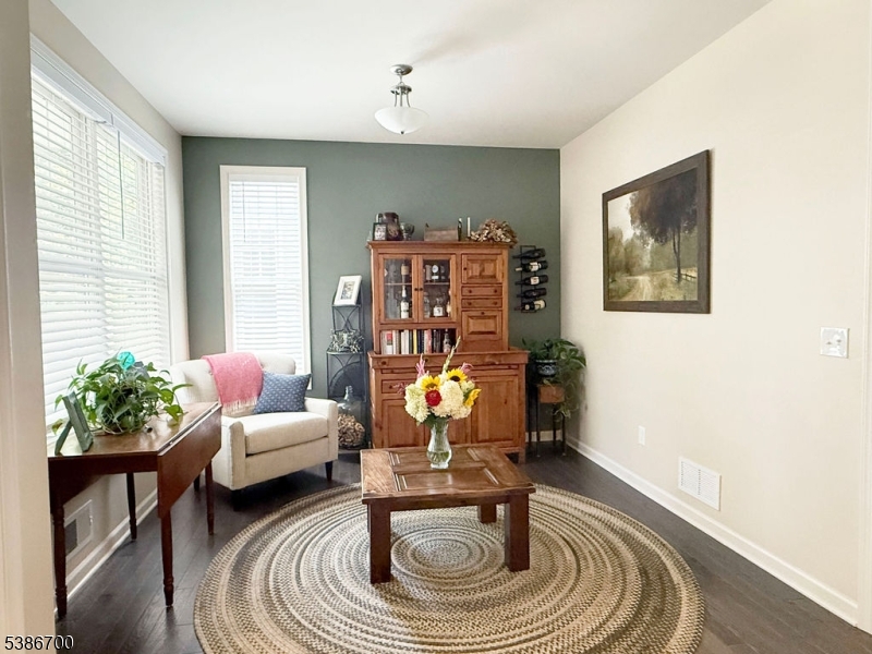 property viewer photo 13