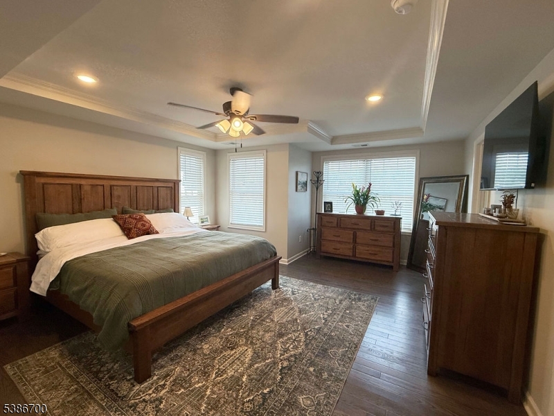 property viewer photo 16