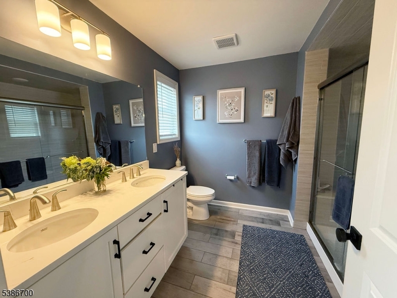 property viewer photo 20