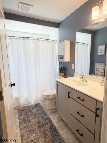 property viewer photo 26
