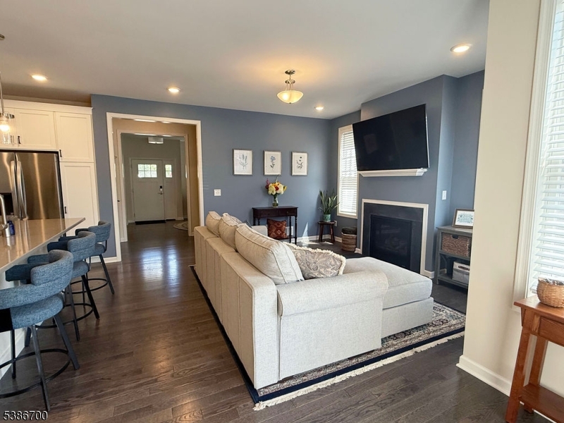 property viewer photo 8
