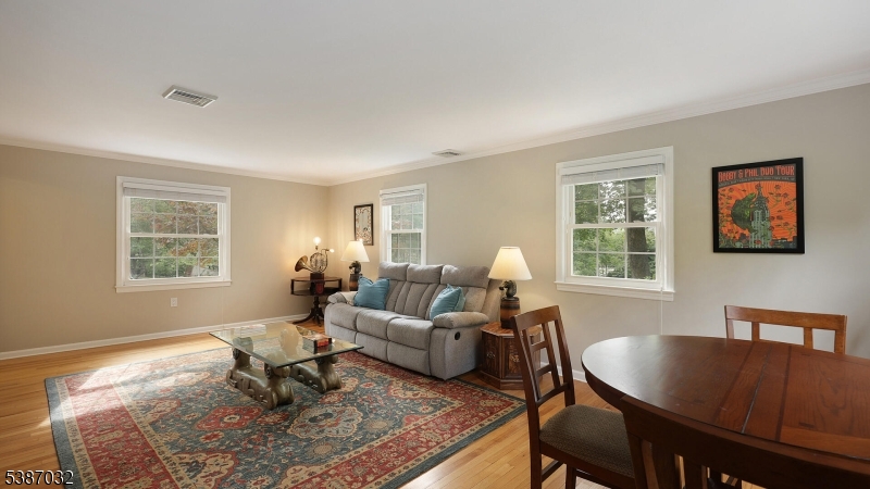 property viewer photo 11