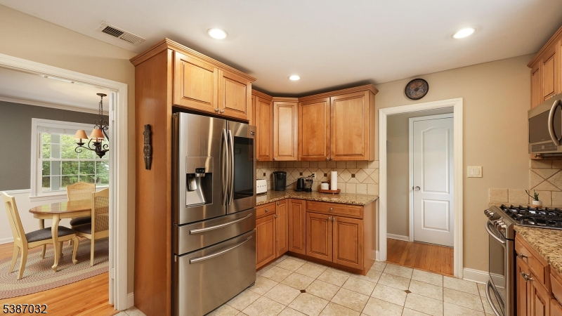 property viewer photo 14