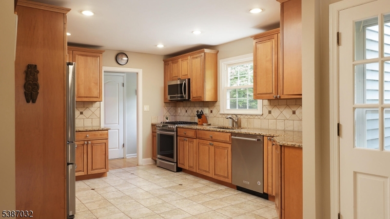 property viewer photo 16