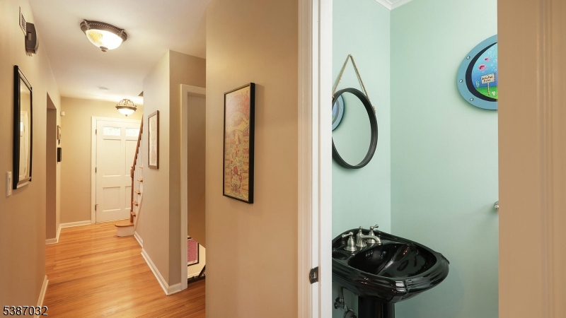 property viewer photo 19